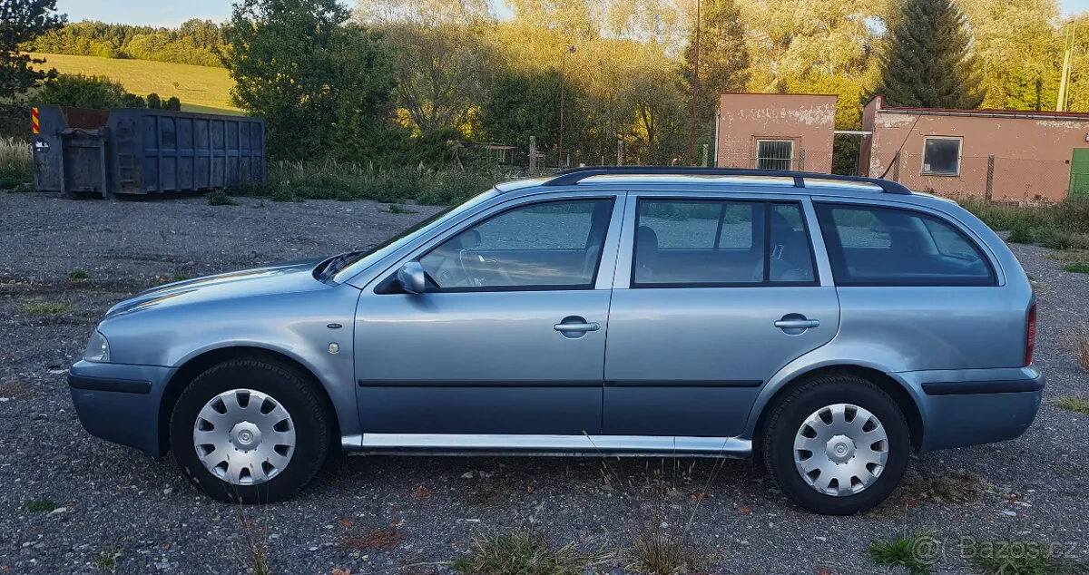Skoda Octavia 2004 photo 3