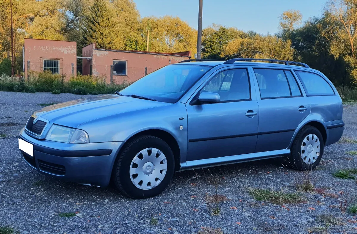 Skoda Octavia 2004 photo 2