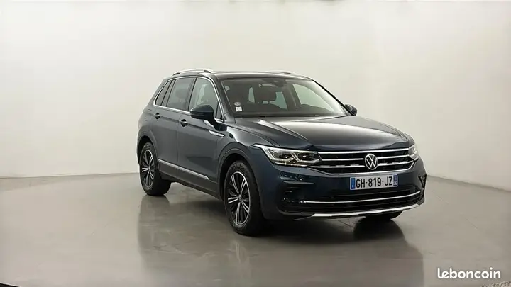 Volkswagen Tiguan 2022 photo 3