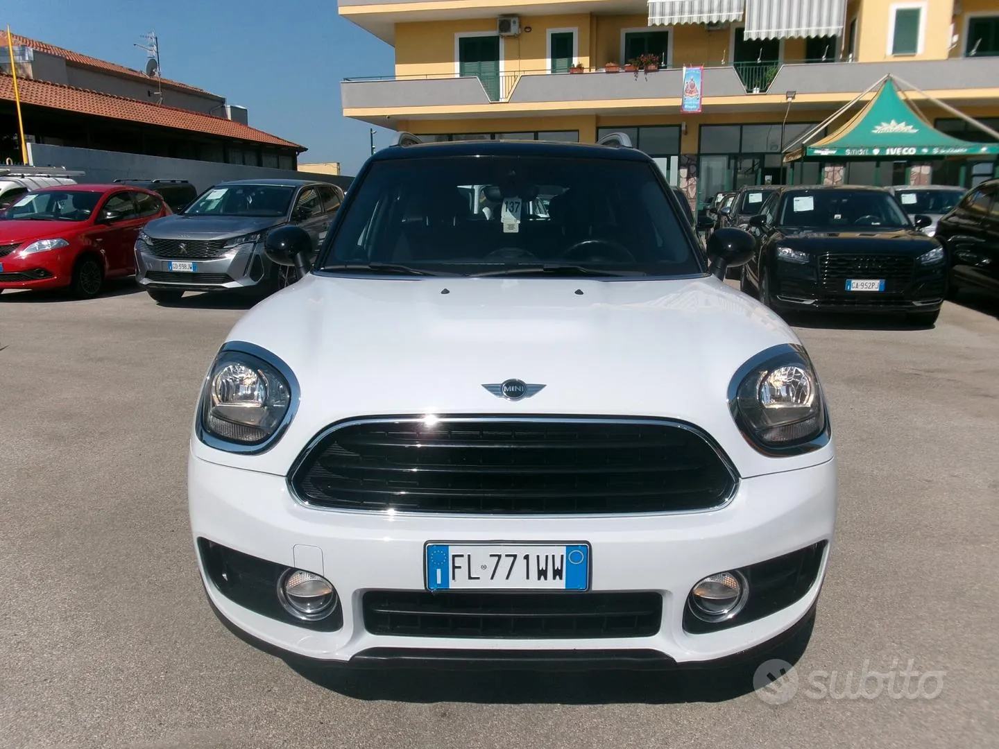 Mini Mini Countryman 2017 photo 2