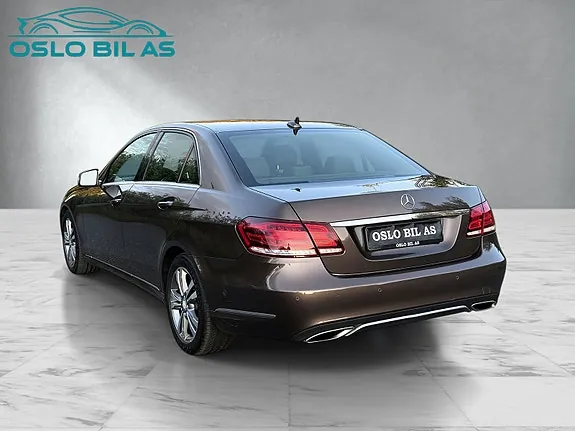 Mercedes-Benz E200 2014 photo 4