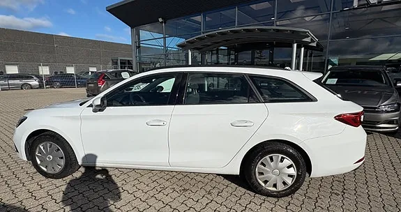 Seat Leon 2021 photo 2