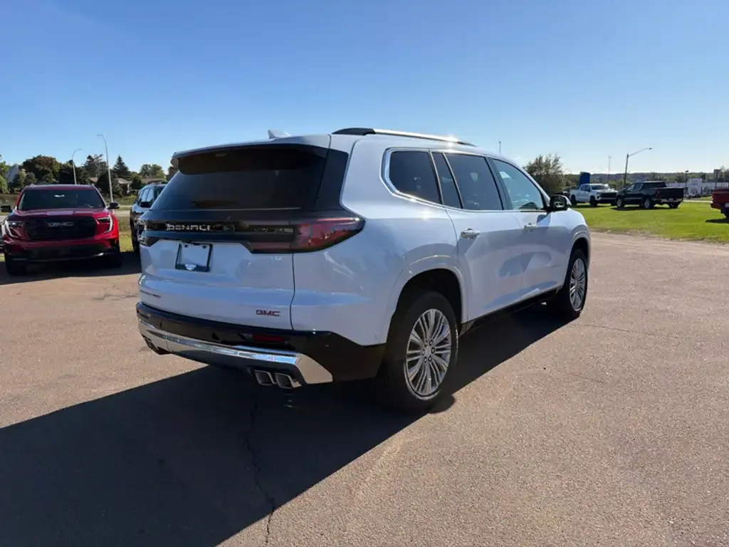 GMC Acadia 2027 photo 5
