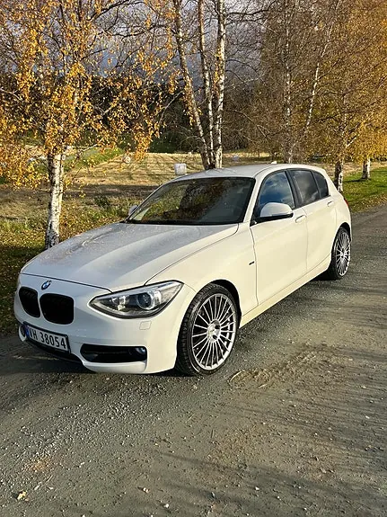 BMW 116D 2011 photo 3