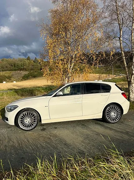 BMW 116D 2011 photo 4