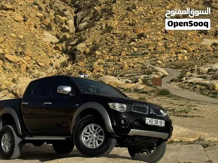 Mitsubishi L200 2015 photo 4