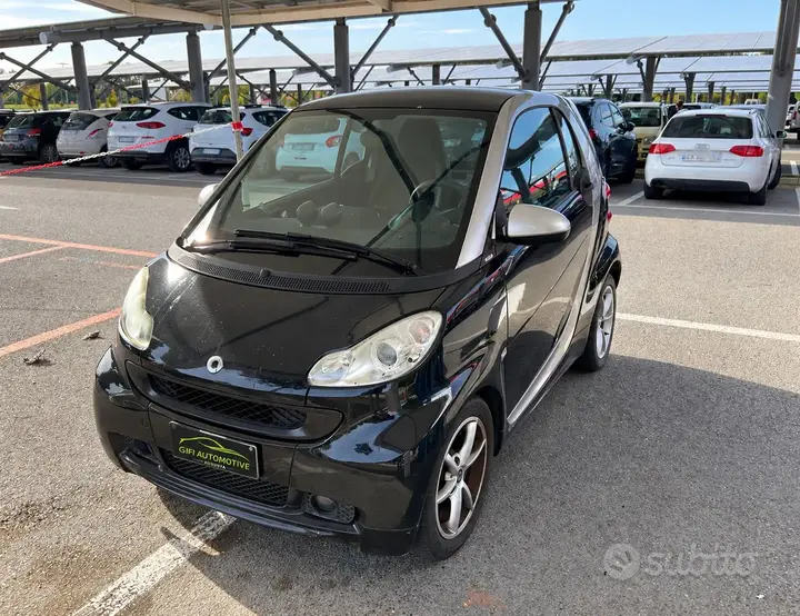 Smart Fortwo 2012 photo 2