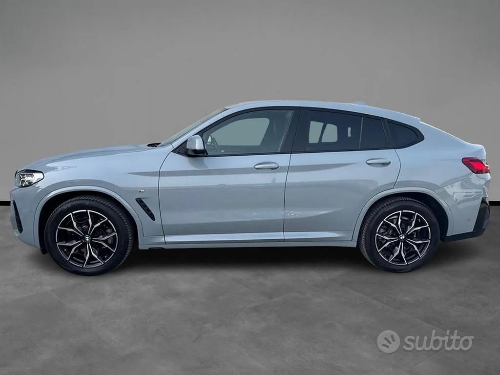BMW X4 2022 photo 2
