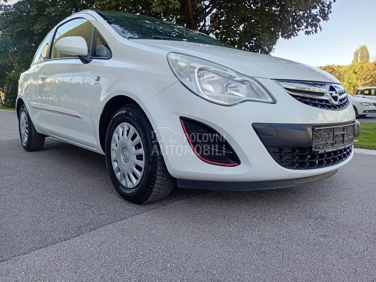 Opel Corsa D 2012 photo 3