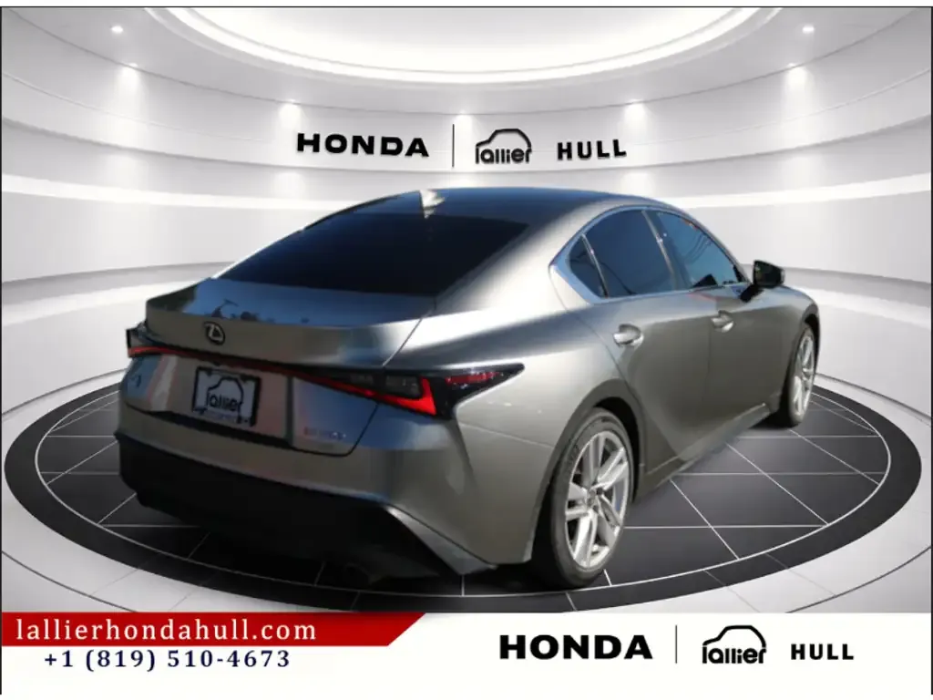 Lexus Is 2022 photo 5