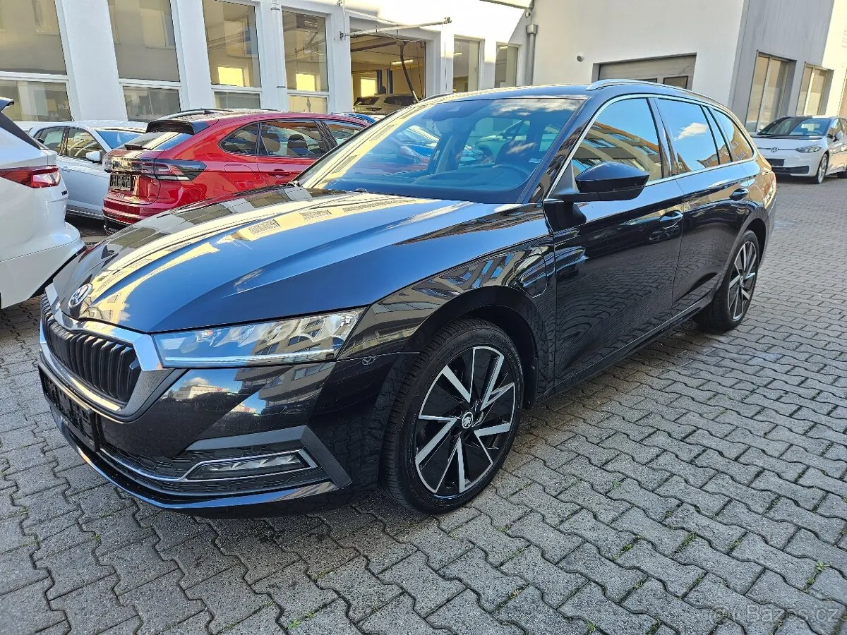 Skoda Octavia 4 Iv Combi 2021 photo 2