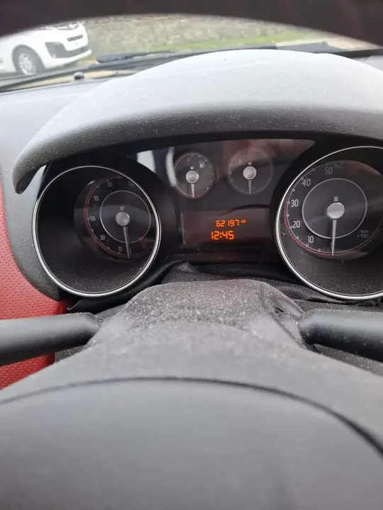 Fiat Punto Evo 2011 photo 2