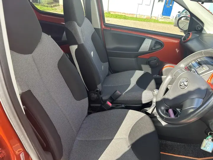 Toyota Aygo 2012 photo 5