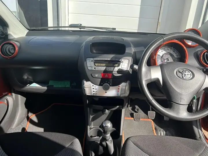 Toyota Aygo 2012 photo 4