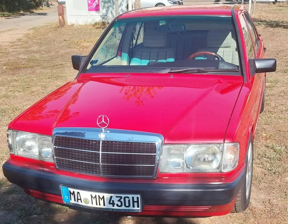 Mercedes-Benz 190