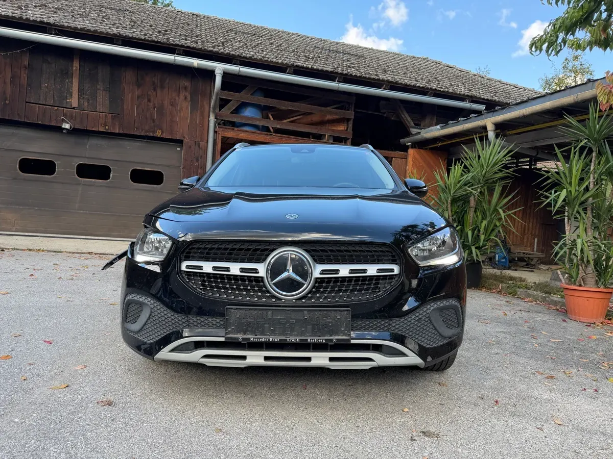 Mercedes-Benz Gla Class 2021 photo 2