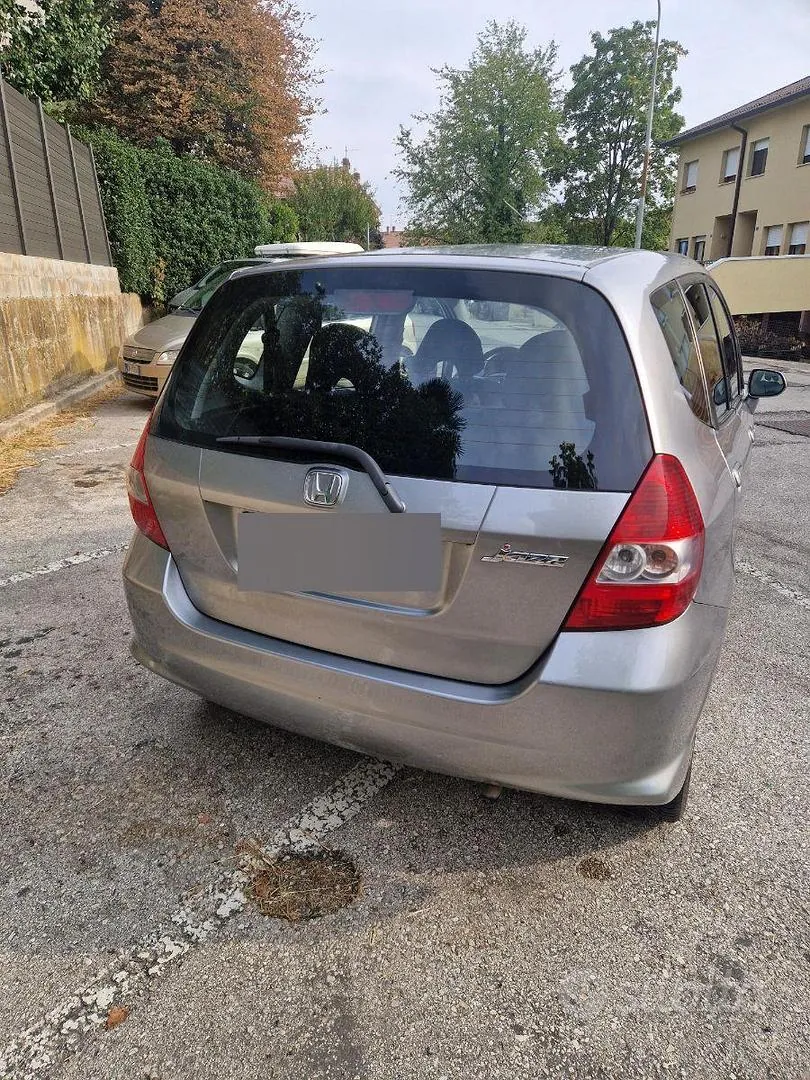 Honda Jazz 2004 photo 4
