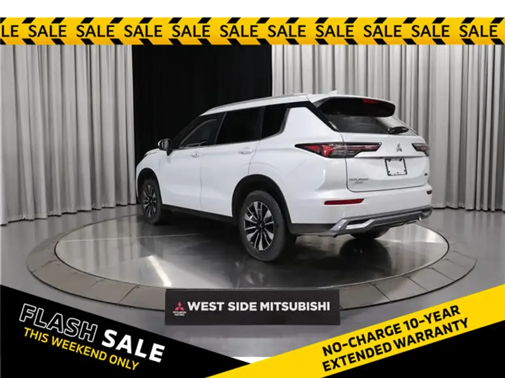 Mitsubishi Outlander 2026 photo 4