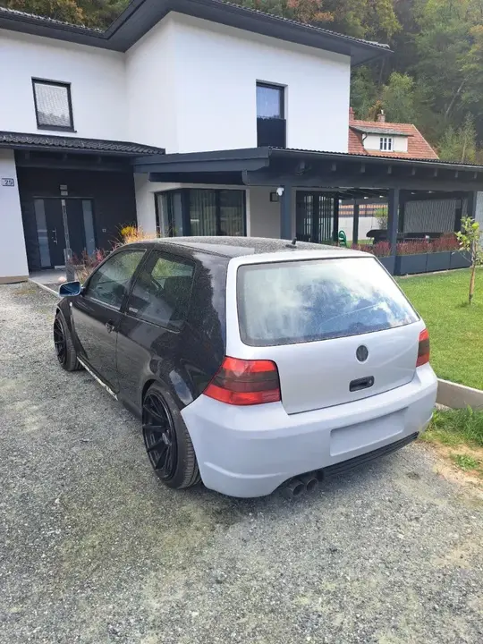 Volkswagen Golf 2001 photo 2