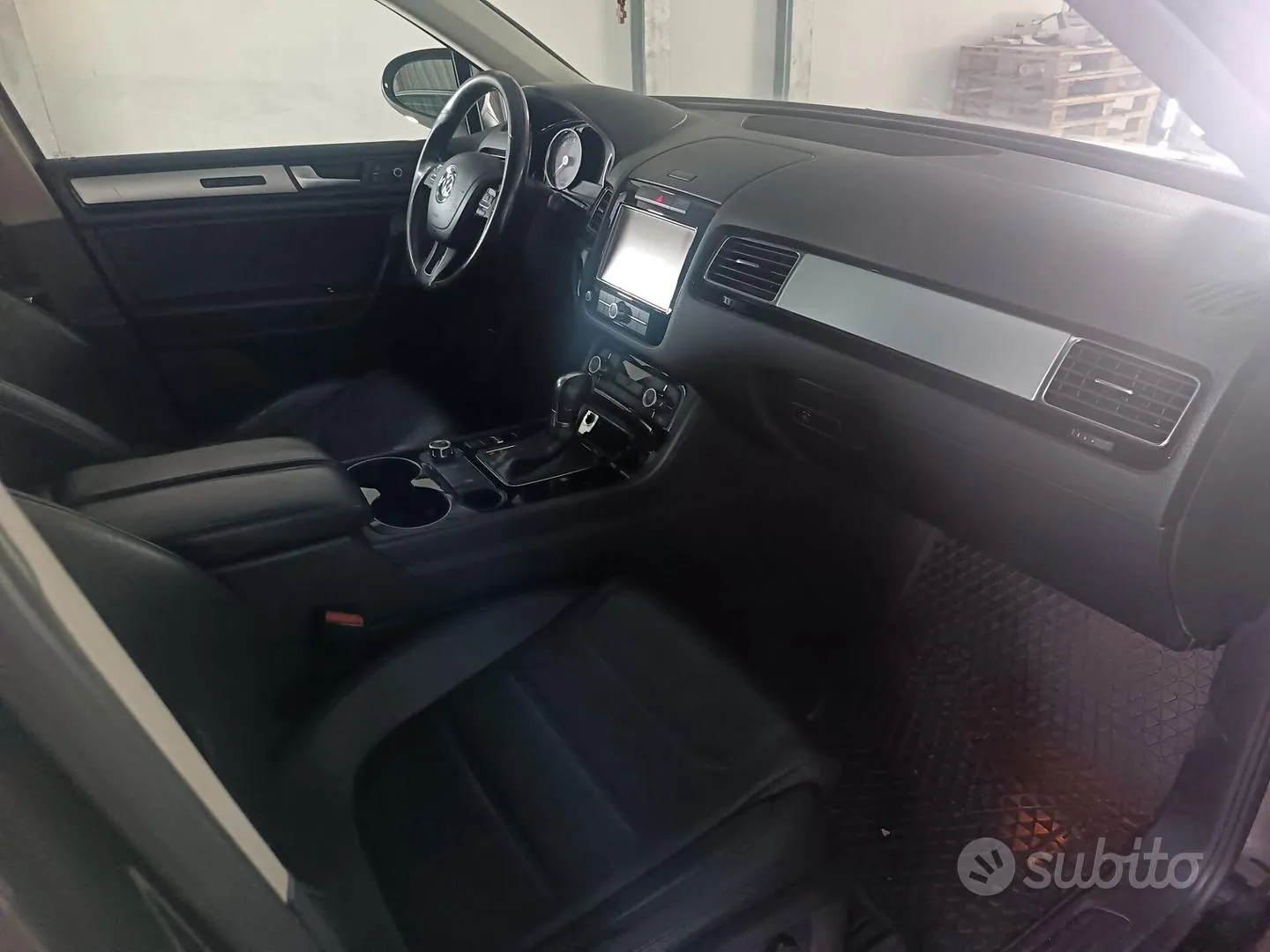 Volkswagen Touareg 2011 photo 3