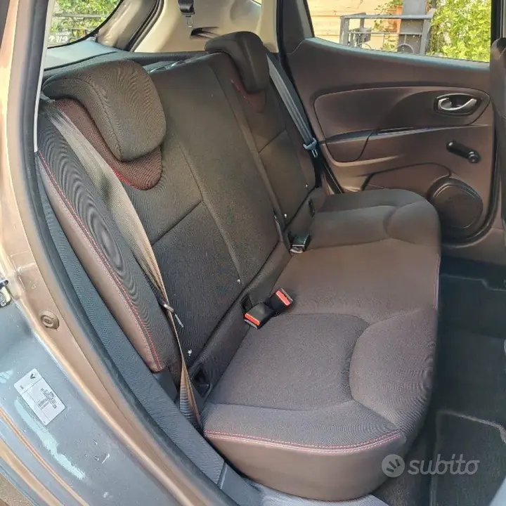 Renault Clio 2015 photo 5