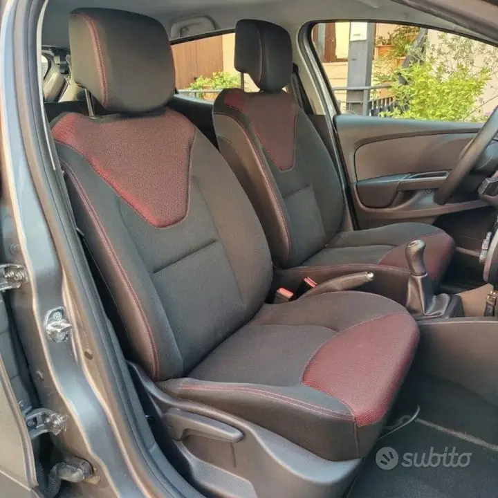 Renault Clio 2015 photo 4