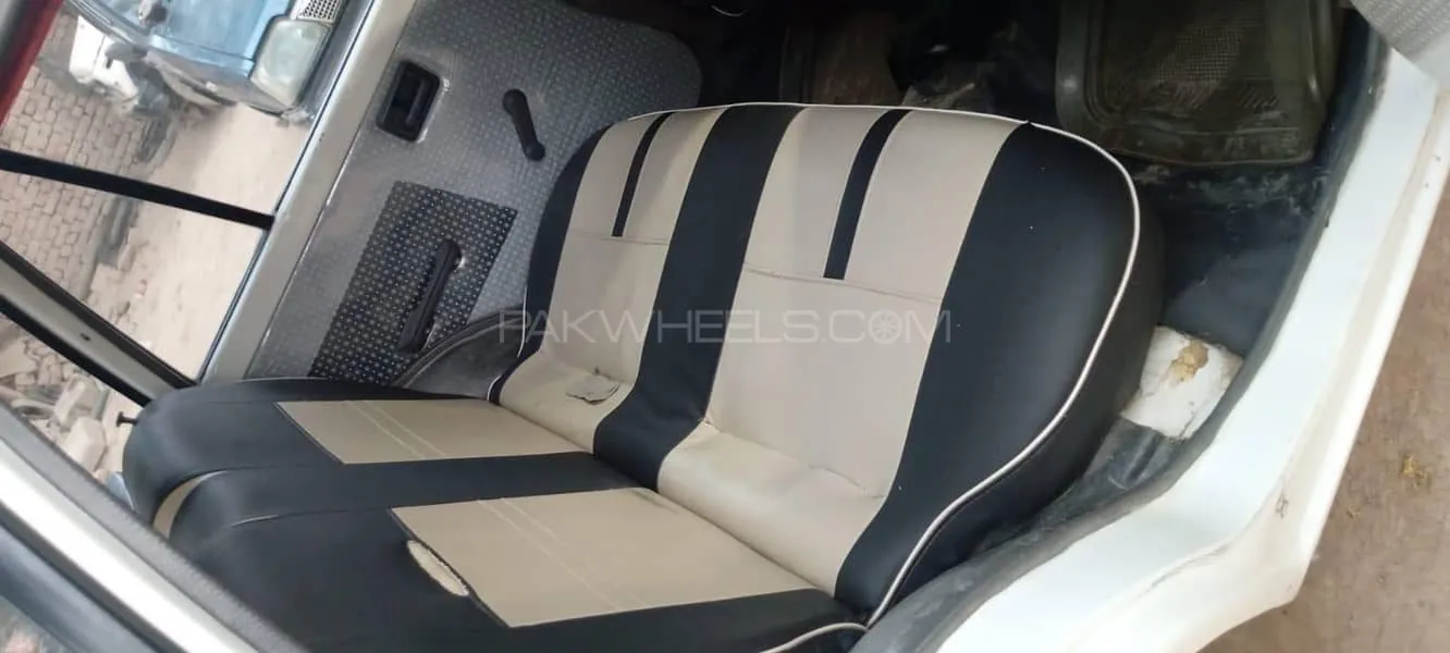 Suzuki Mehran