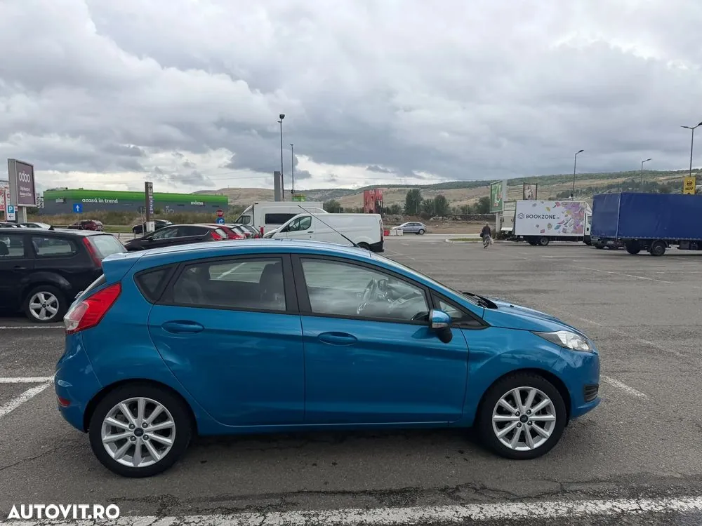 Ford Fiesta 2013 photo 5