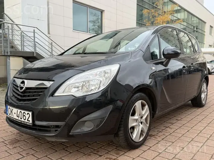Opel Meriva 2012 photo 2