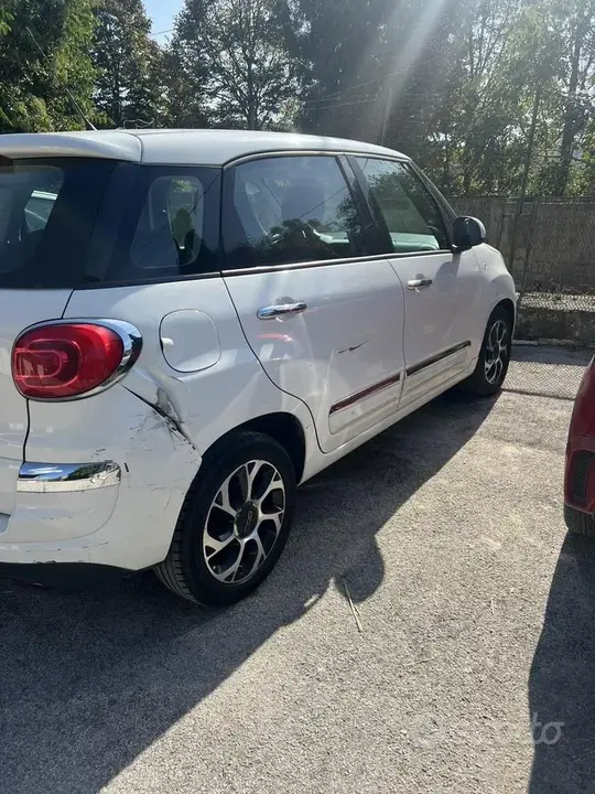 Fiat 500L 2018 photo 2