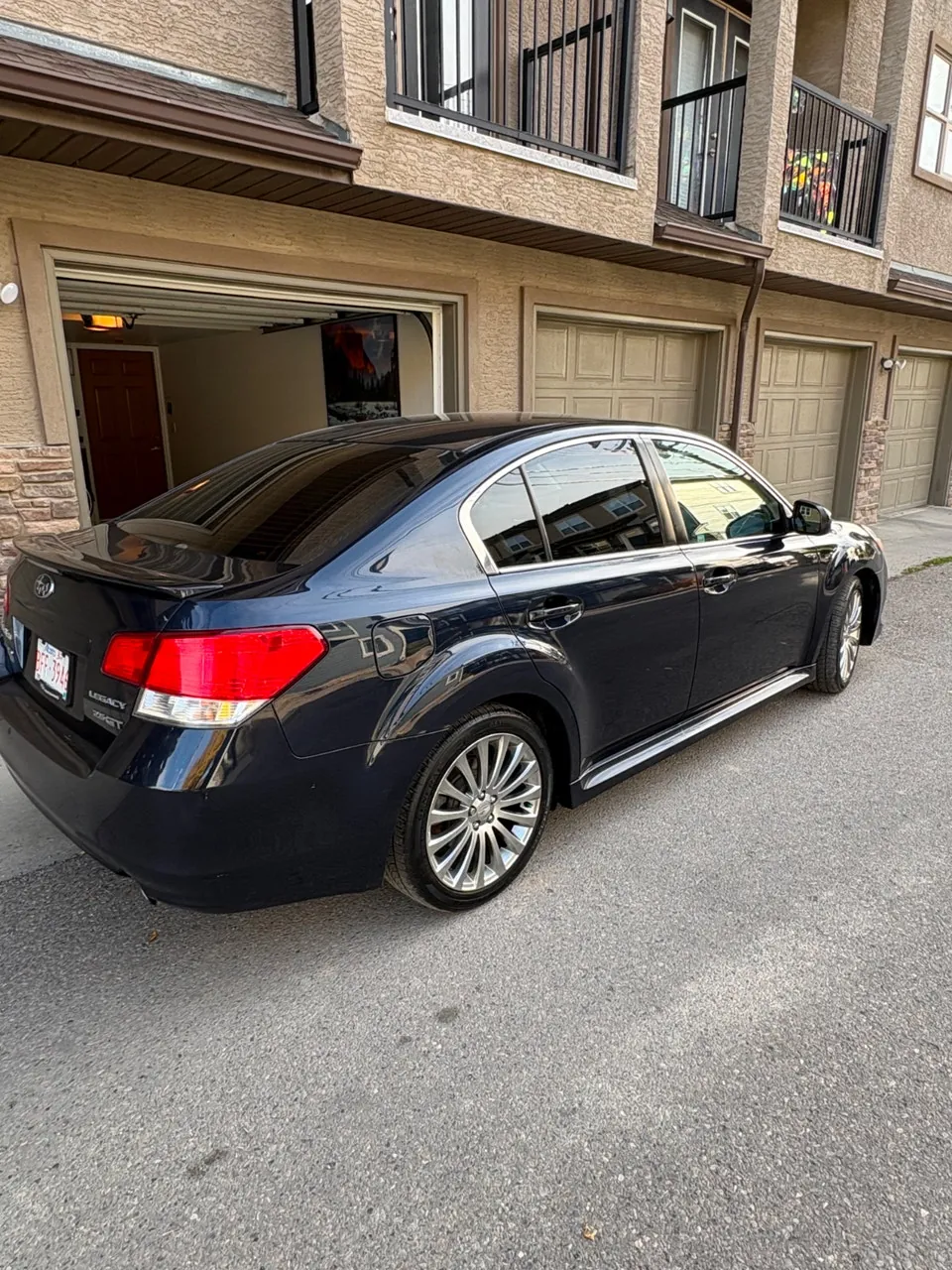 Subaru Legacy 2012 photo 3
