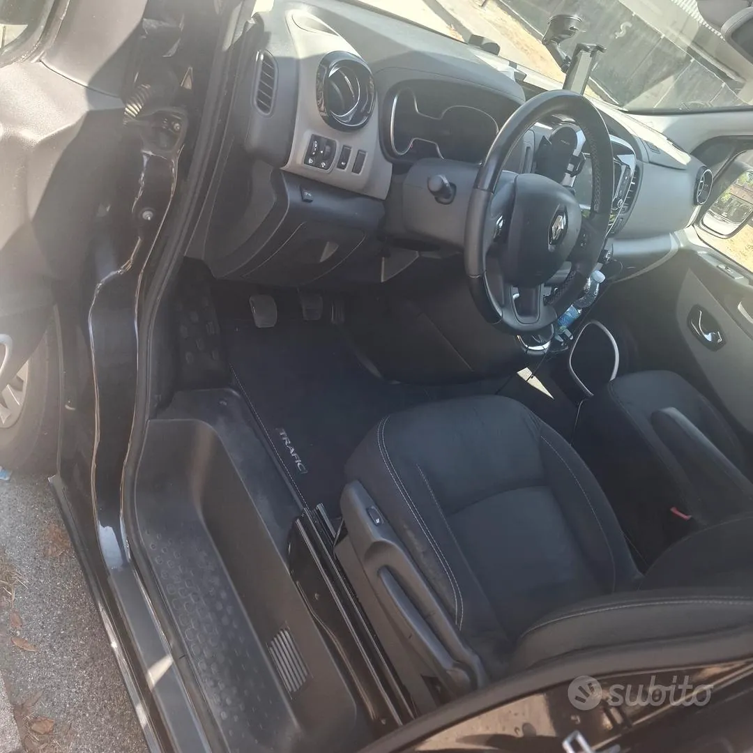 Renault Trafic 2019 photo 3