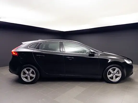 Volvo V40 2017 photo 5