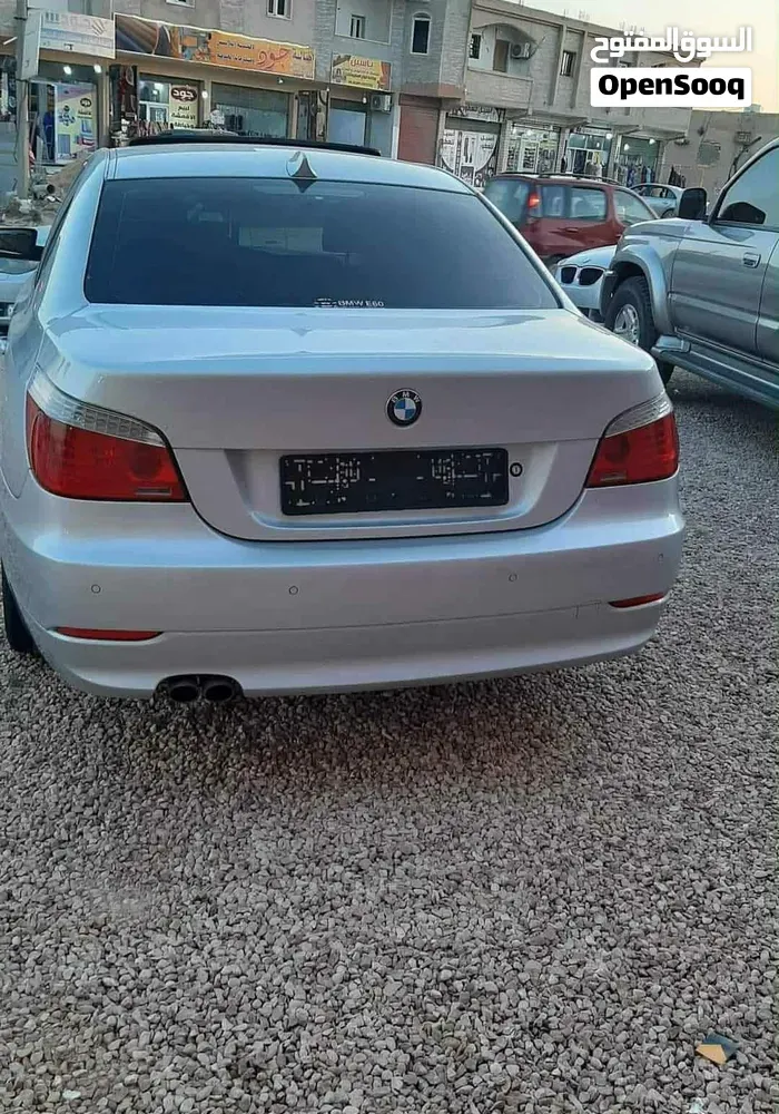 BMW 5 Series 2009 photo 5