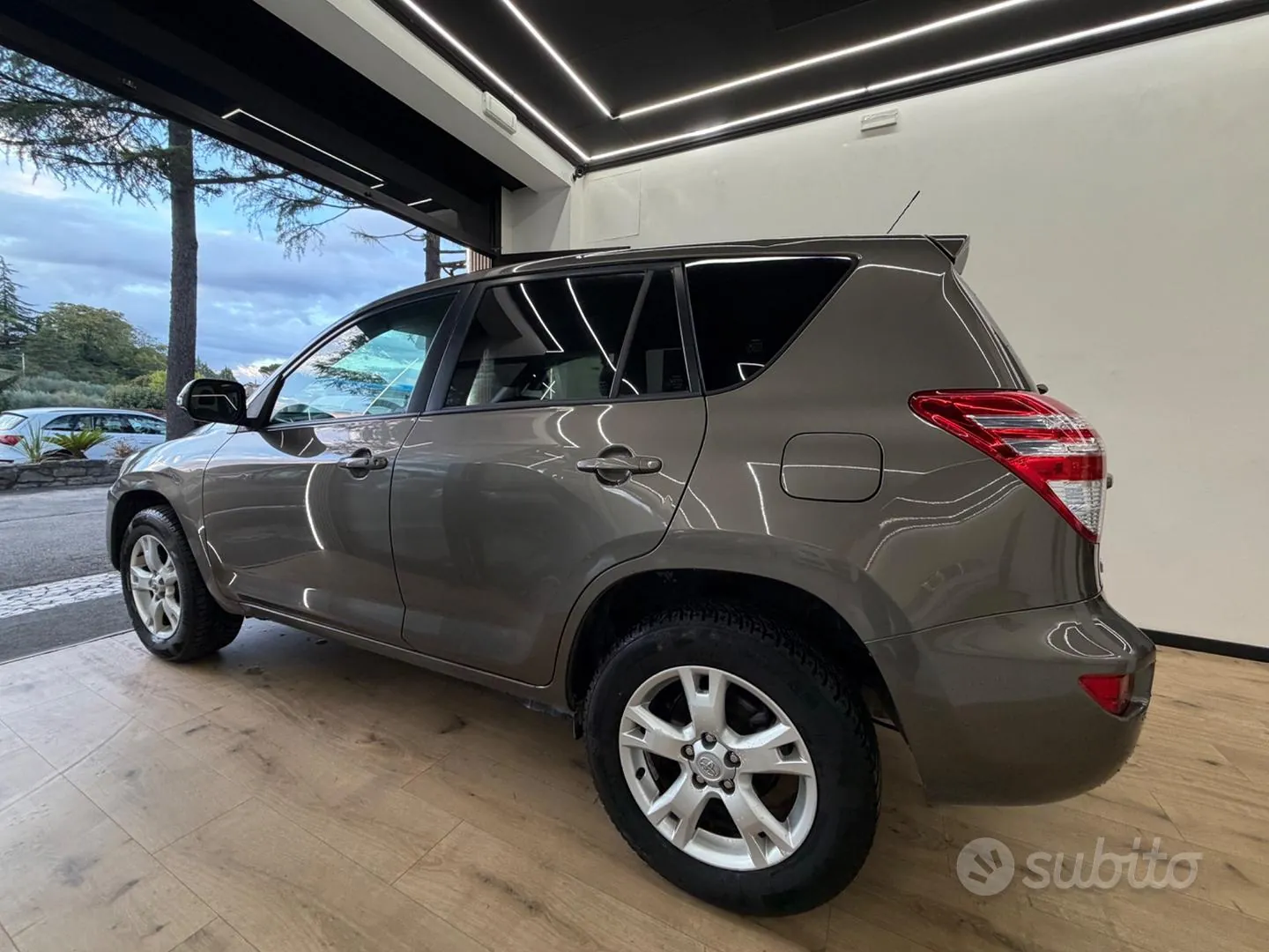 Toyota Rav4 2011 photo 4