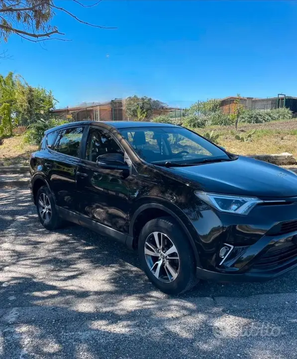 Toyota Rav4 2017 photo 3
