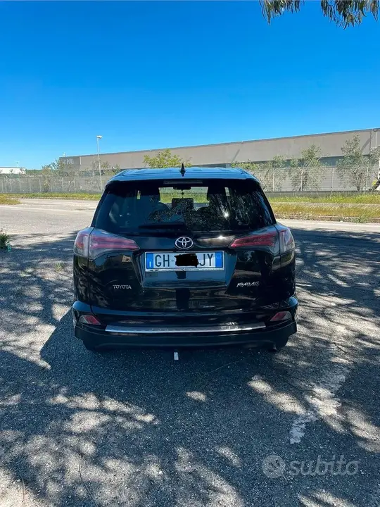 Toyota Rav4 2017 photo 4