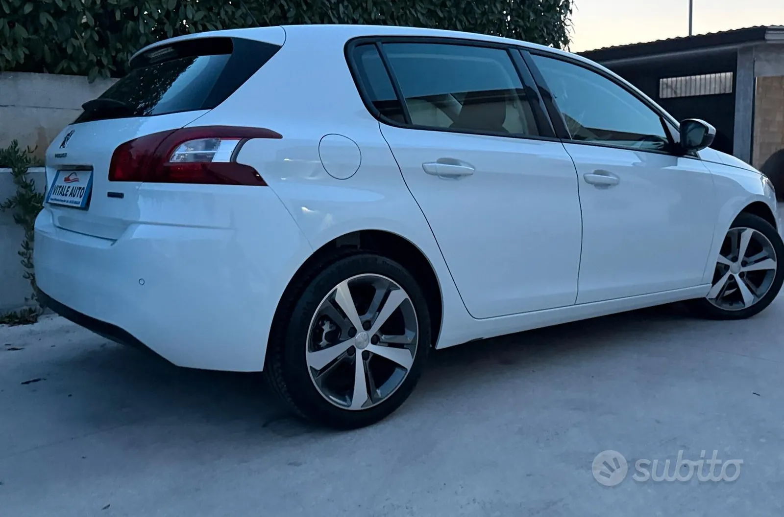 Peugeot 308 2016 photo 3