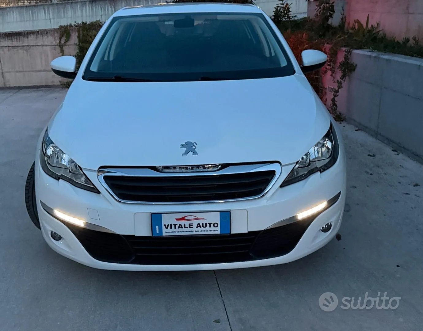 Peugeot 308 2016 photo 2