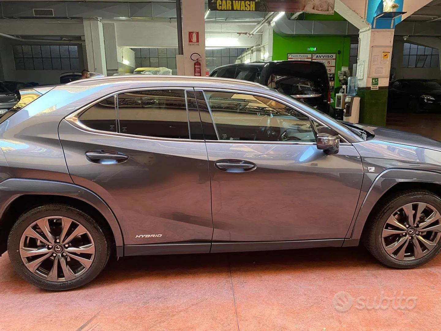 Lexus Ux 2022 photo 2