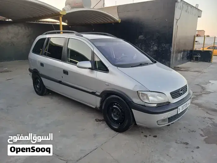 Opel Zafira 2000 photo 2