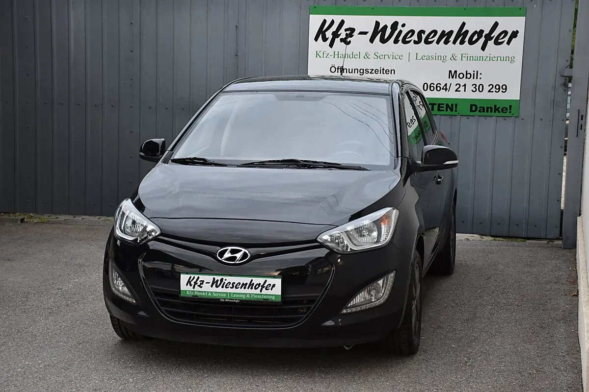Hyundai I20 2015 photo 2