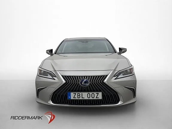 Lexus Es300H 2019 photo 2