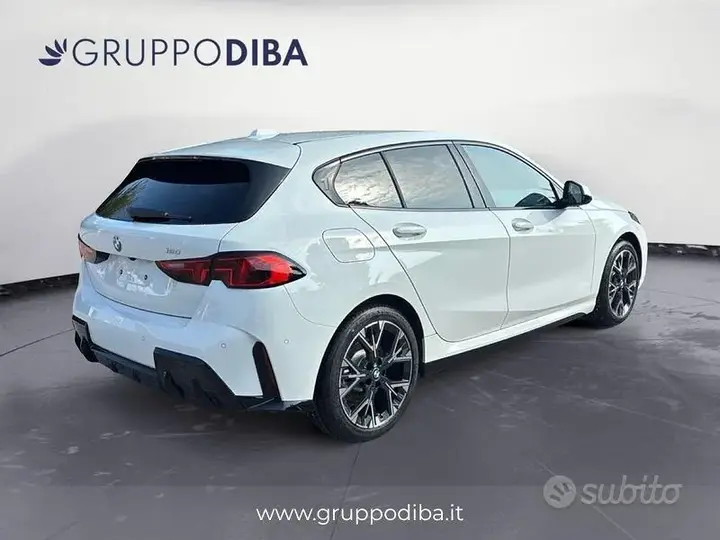 BMW 1 Series 2026 photo 5
