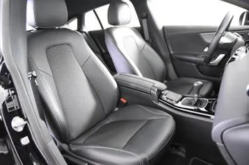 Mercedes-Benz Cla 2022 photo 3