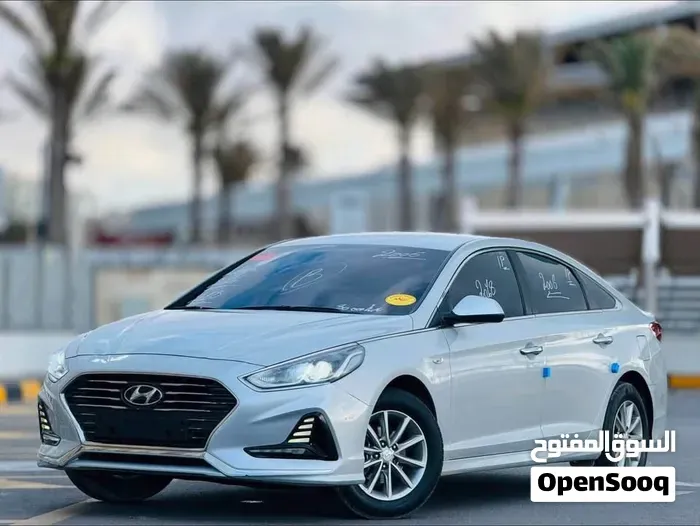 Hyundai Sonata 2018 photo 2