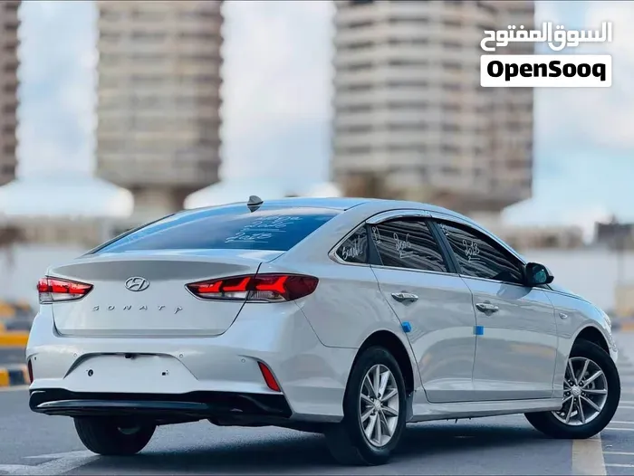 Hyundai Sonata 2018 photo 3