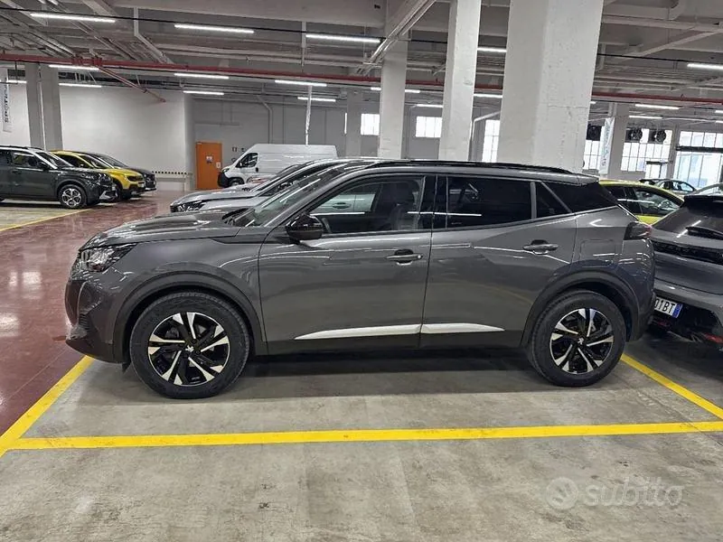 Peugeot 2008 2022 photo 2