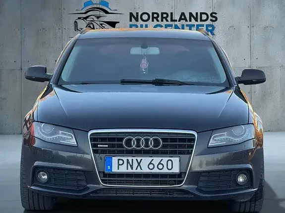 Audi A4 2010 photo 5