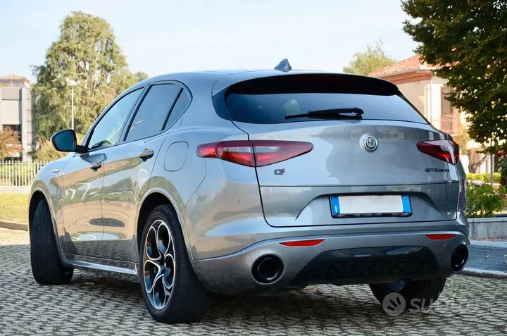 Alfa Romeo Stelvio 2021 photo 4